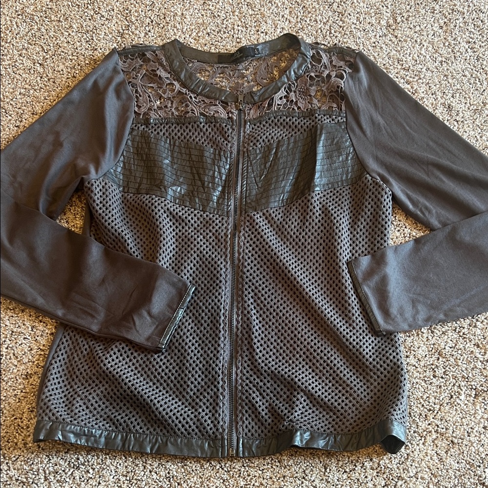 BKE Boutique jacket size large Gray